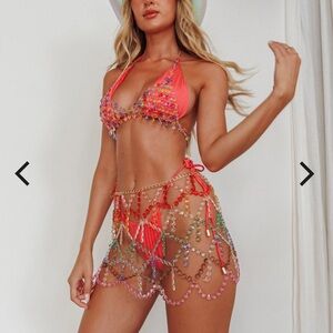 Selfie Leslie Chasing Rainbows Body Chain